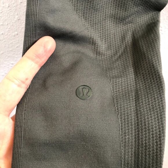 LULULEMON Zone In Crop Gator Green No Size Tag Check Measurements - Picture 9 of 10
